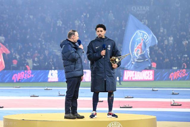 萨林杰32+15+11深圳胜上海 刘铮20分周鹏15分